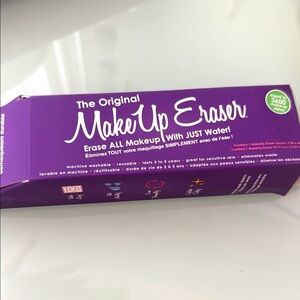 MakeUp Eraser Purple Makeup Remover